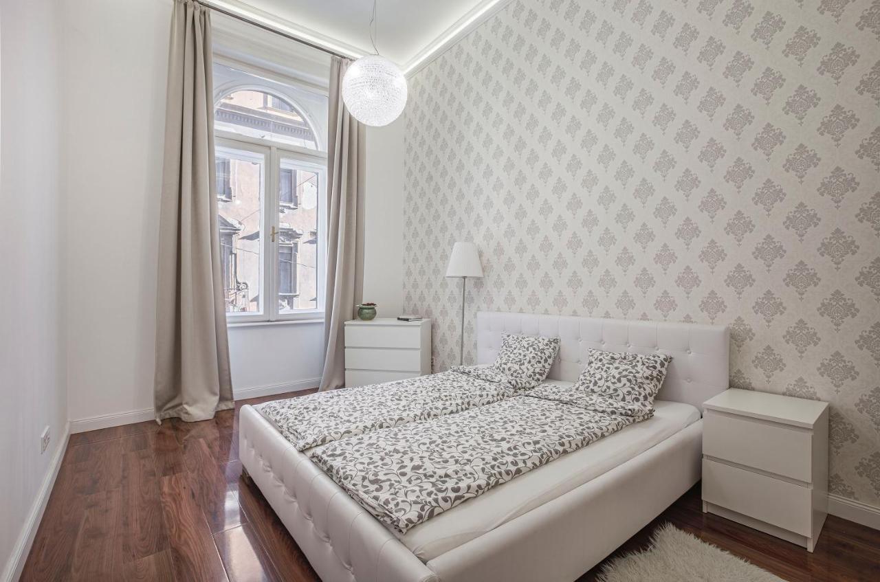 Luxury Art Deco Flat / Big Balcony Διαμέρισμα Βουδαπέστη Εξωτερικό φωτογραφία