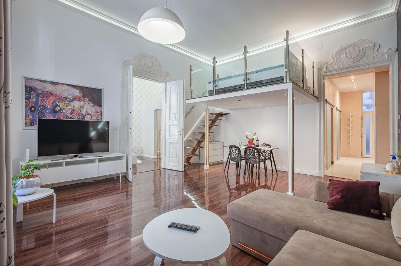 Luxury Art Deco Flat / Big Balcony Διαμέρισμα Βουδαπέστη Εξωτερικό φωτογραφία