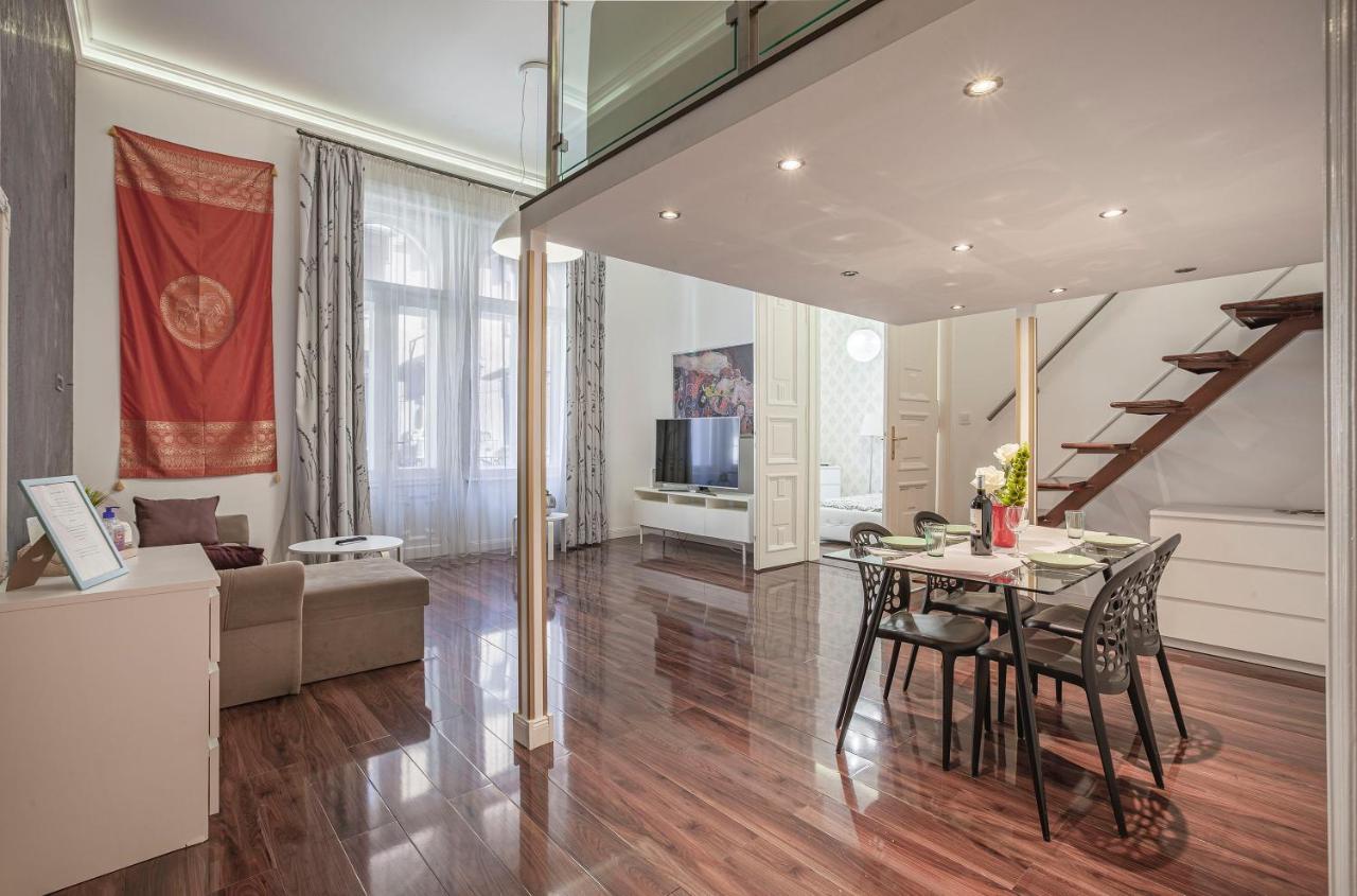 Luxury Art Deco Flat / Big Balcony Διαμέρισμα Βουδαπέστη Εξωτερικό φωτογραφία